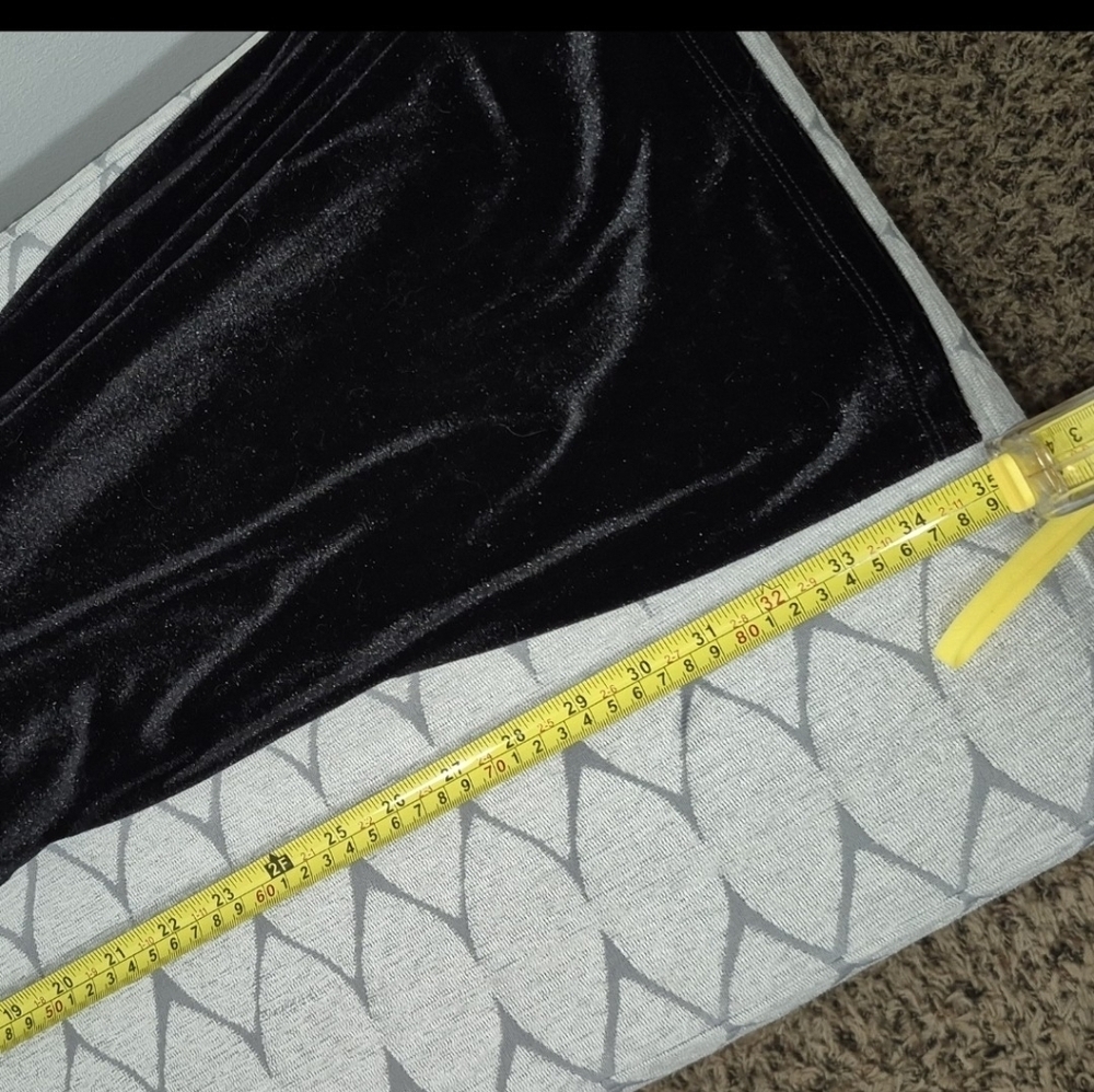 Two piece Christmas Formal from Dillard’s. GB. Velvet Bow Tank Outfit - Picture 12 of 12
